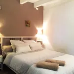 Au Petit De Bed and Breakfast Lue